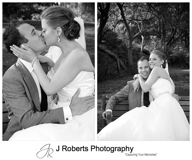 B&W of couple on a park bench - wedding photography sydney